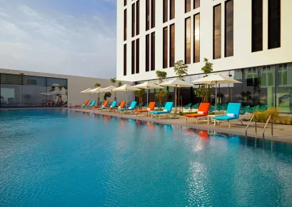 бассейн Aloft Palm Jumeirah